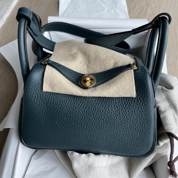 Hermès Mini Lindy in Vert Cypress GHW with Twilly